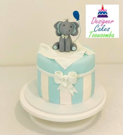 Baby shower cake 1.jpg